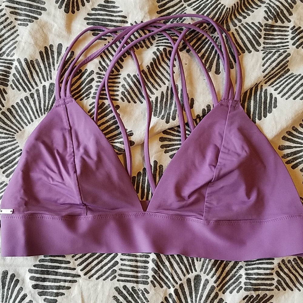 Sports bra